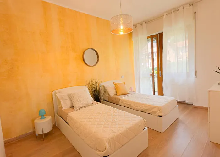 - Panoramic & Private Parking Cernobbio