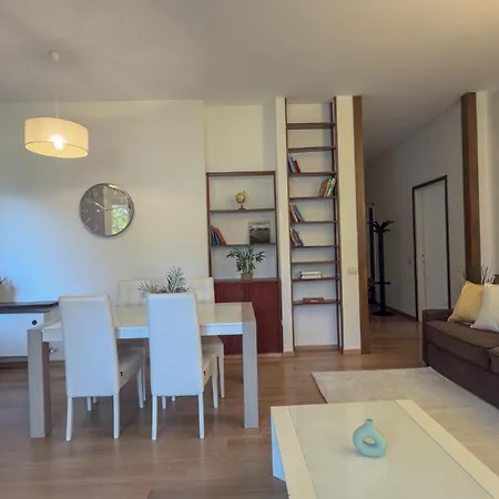 - Panoramic & Private Parking Appartement Cernobbio