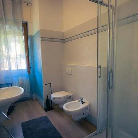 - Balcony, Private Parking, 2 Bathrooms Cernobbio